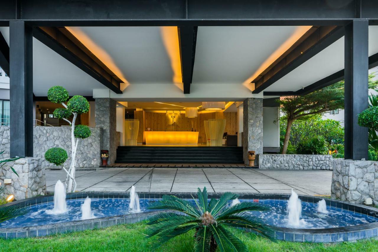 Hotel J Residence Pattaya Extérieur photo